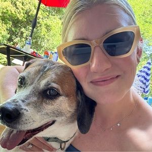 Meet your Posher, Carissa